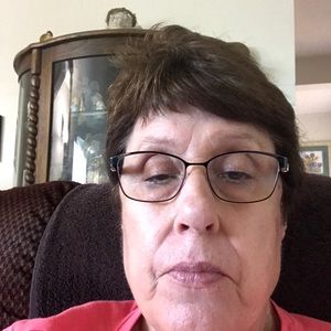 Meet your Posher, Lavona